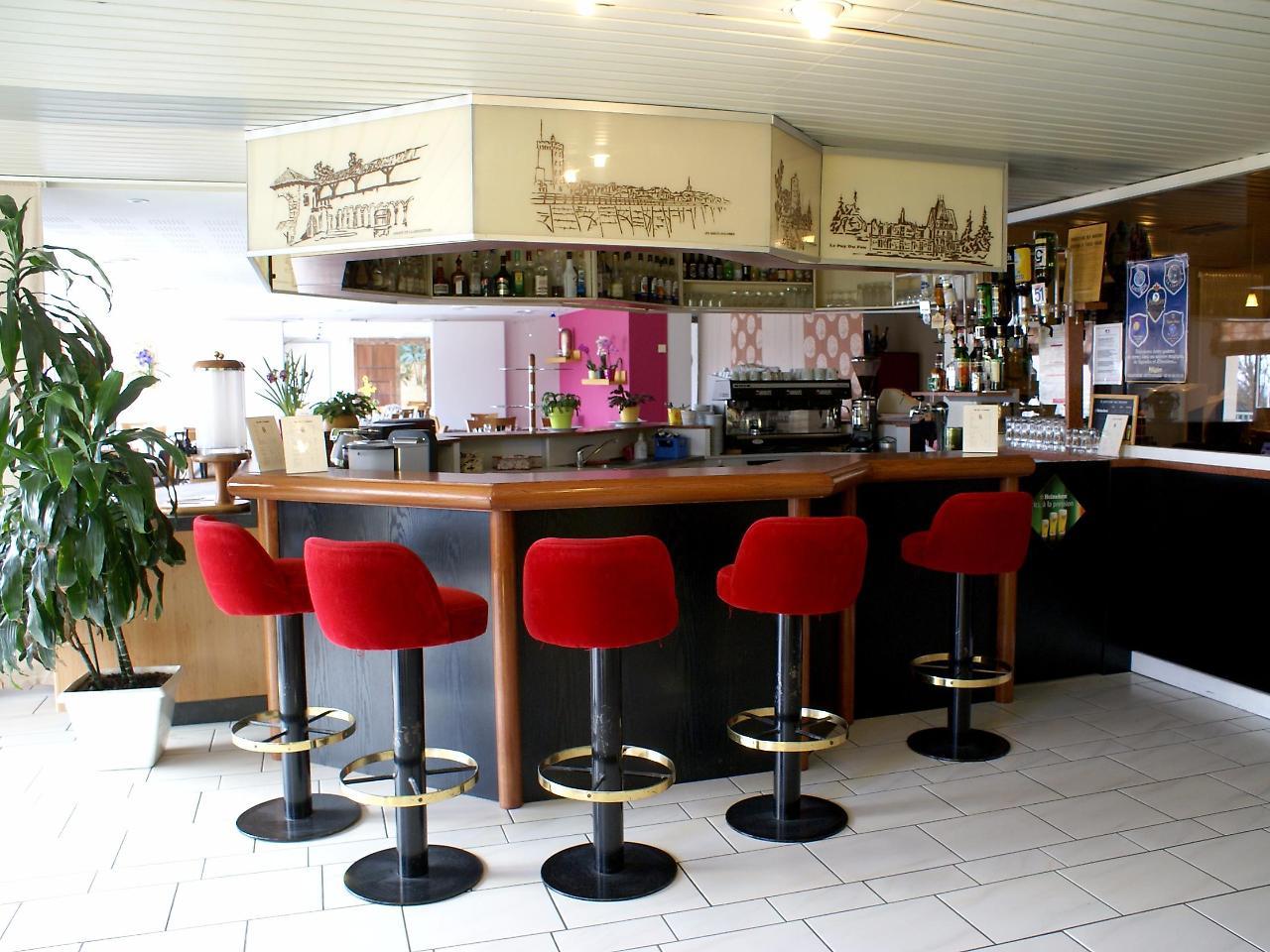 Logis Hotel Restaurant Aloe Les Herbiers Eksteriør billede