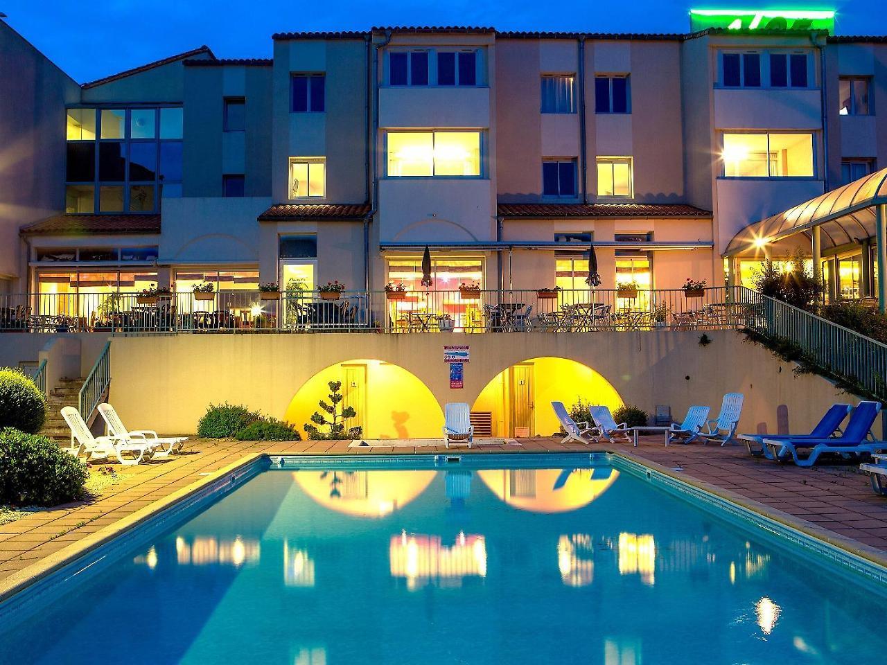 Logis Hotel Restaurant Aloe Les Herbiers Eksteriør billede