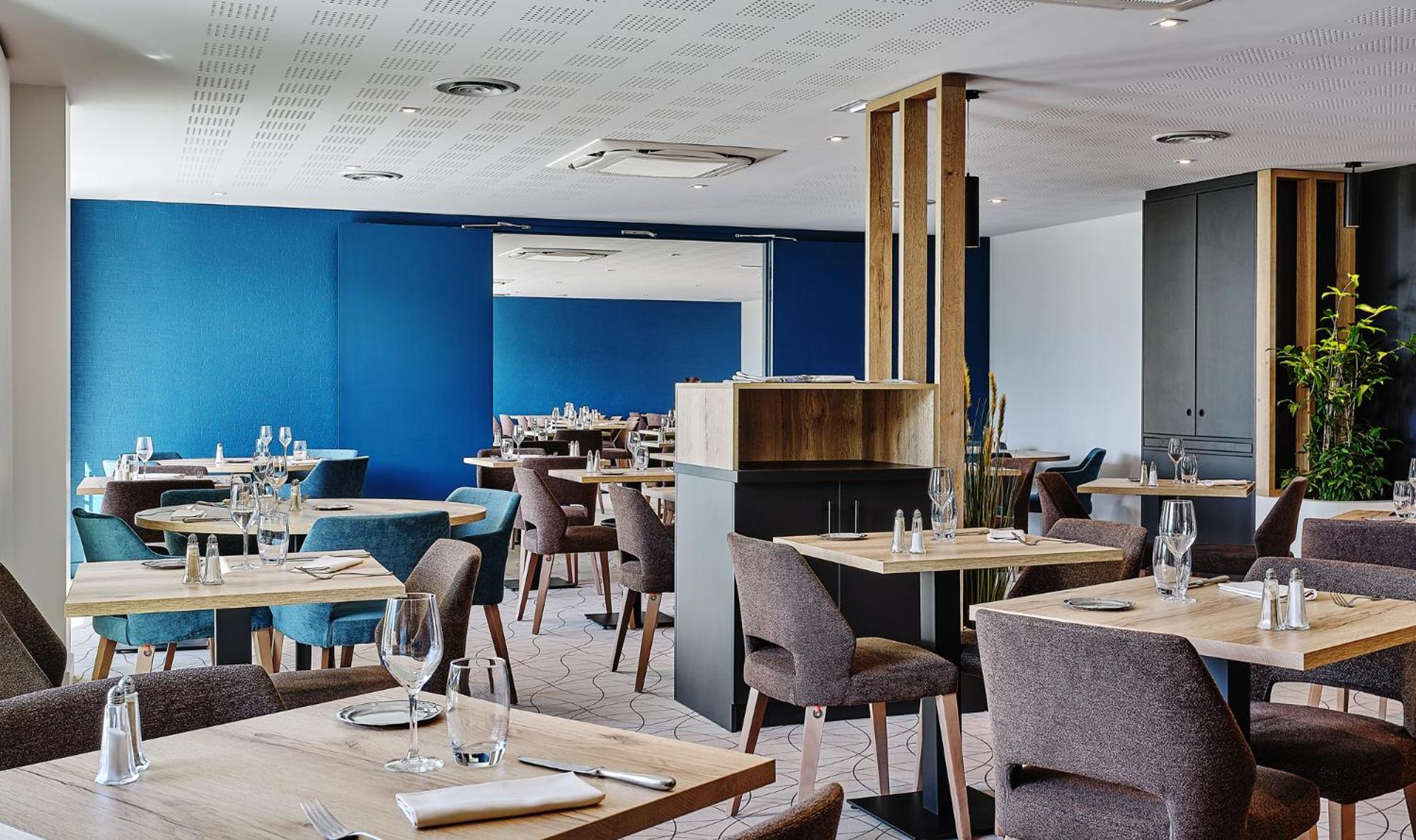 Logis Hotel Restaurant Aloe Les Herbiers Eksteriør billede