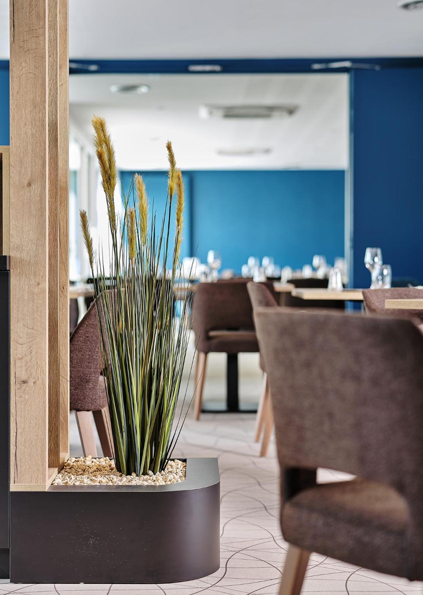 Logis Hotel Restaurant Aloe Les Herbiers Eksteriør billede